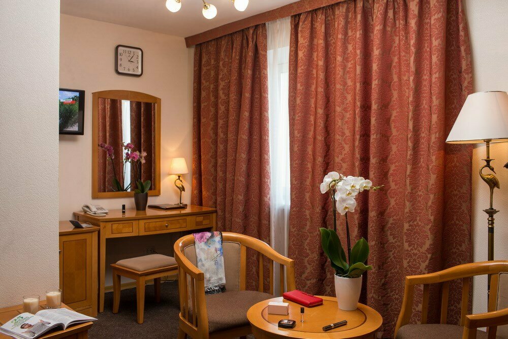 Гостиница Приморье Владивосток